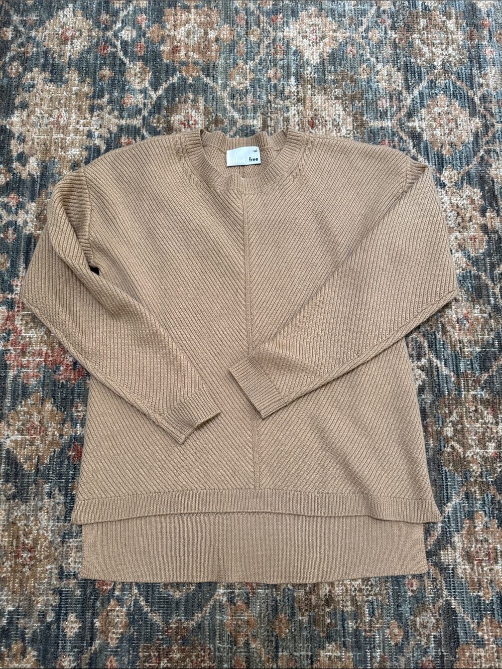 Aritzia Wilfred Isabelli Camel Ribbed Crewneck Sweater 100% Merino Wool LG -